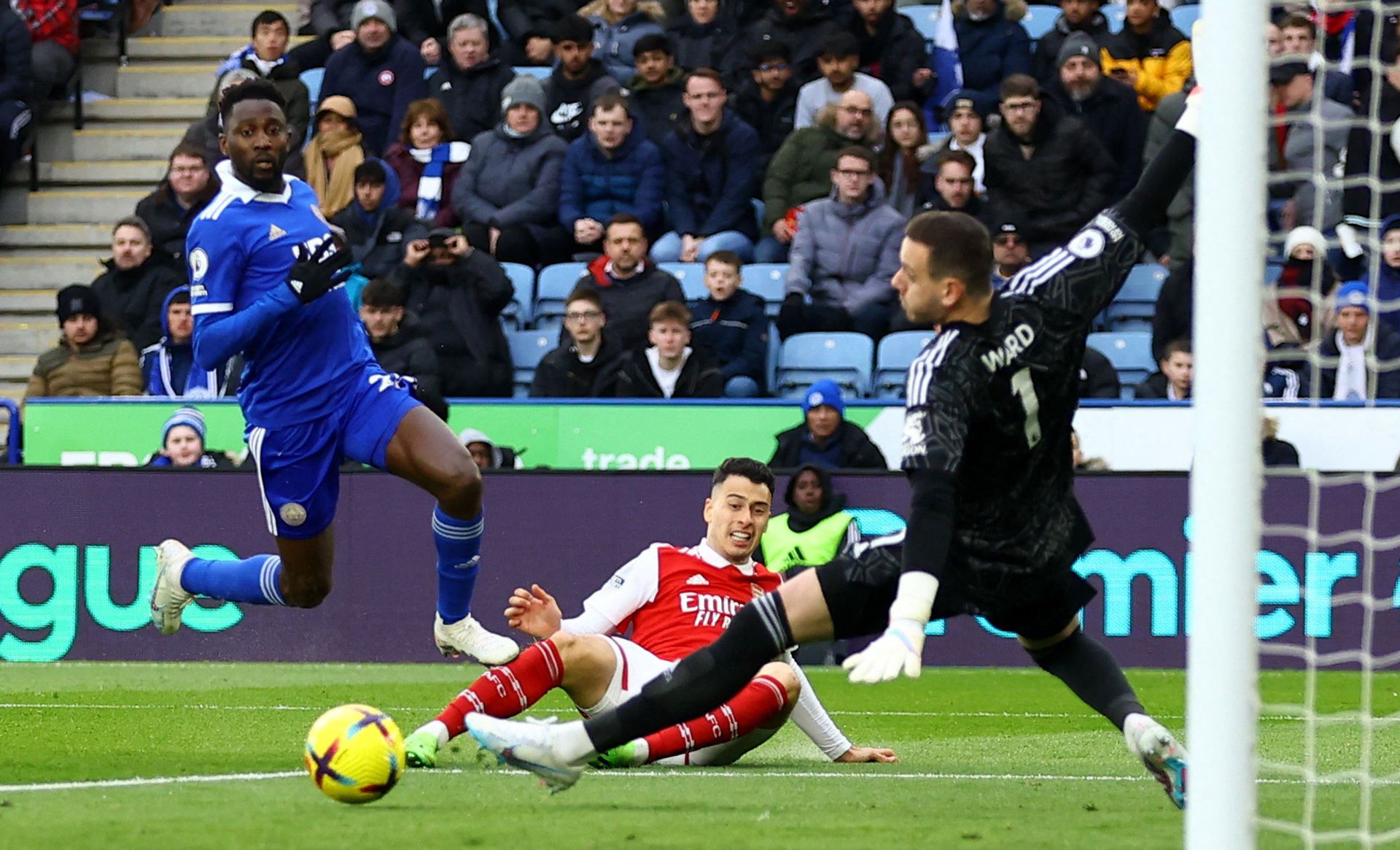 赛中却意外 赛中却意外